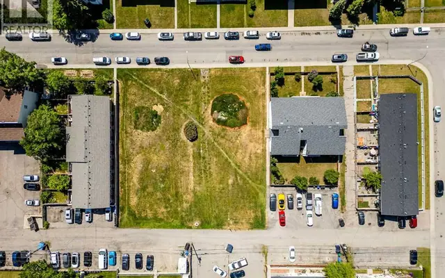 4320 75 Street NW, Bowness — Land for sale