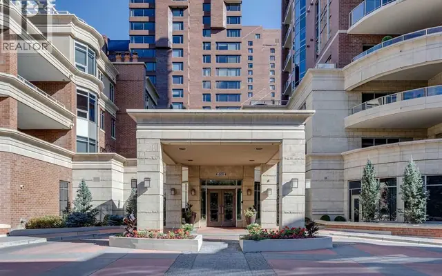 702, 600 Princeton Way SW, Eau Claire — Condo for sale