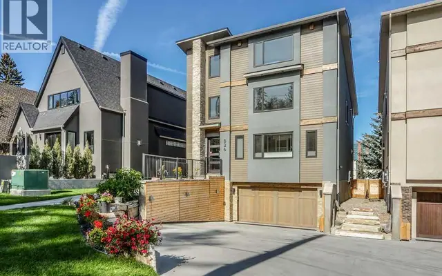 826 Durham Avenue SW, Upper Mount Royal — House for sale
