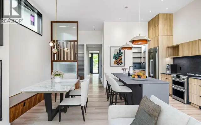 3D Willow Crescent SW, Spruce Cliff — House for sale